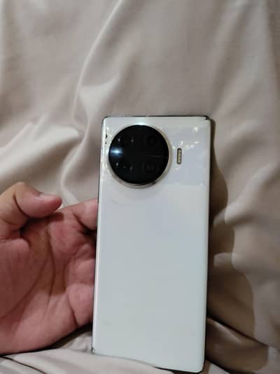 Tecno Spark 20 Pro Plus