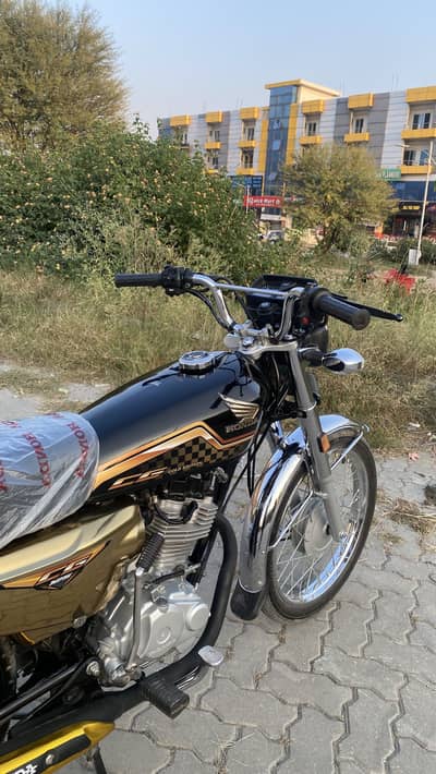 Honda CG 125 gold edition 2024