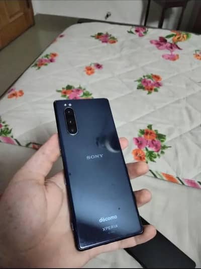 Sony Xperia 5