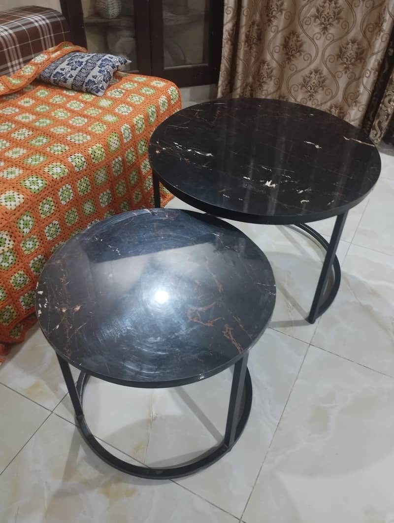 centre table sets (2) tables 0