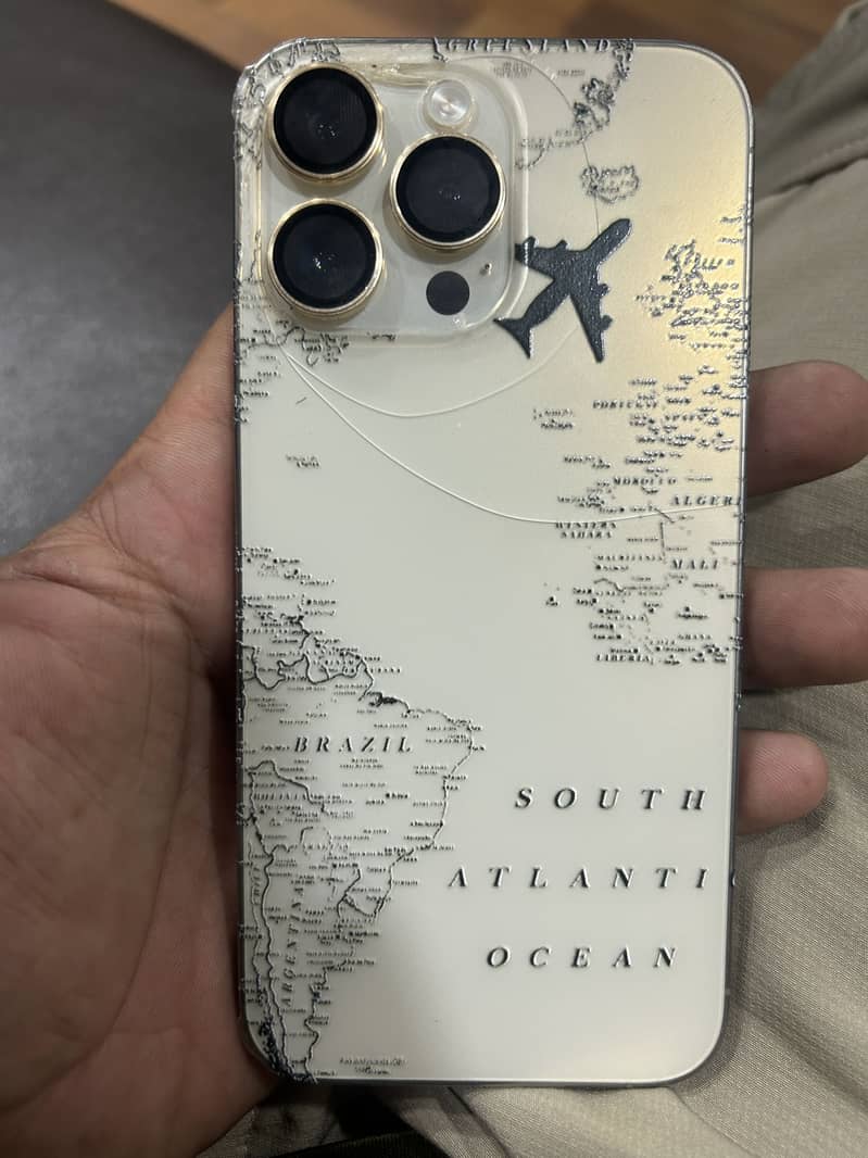 Apple iPhone 14 Pro Max 0