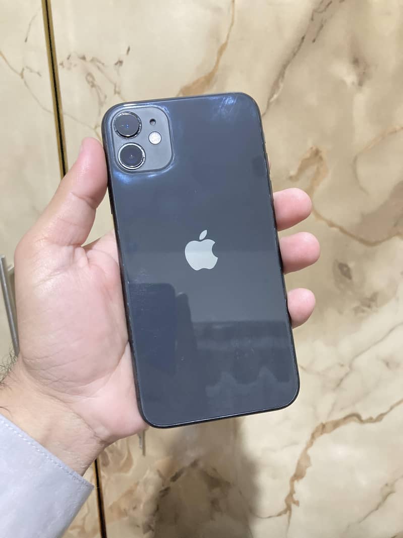 Apple iPhone 11 0