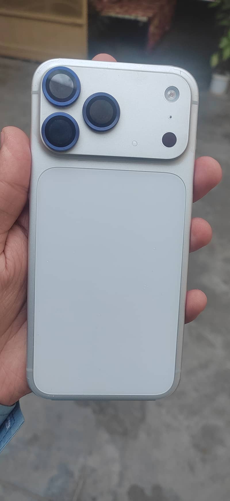 Apple iPhone 17 Pro Max 1