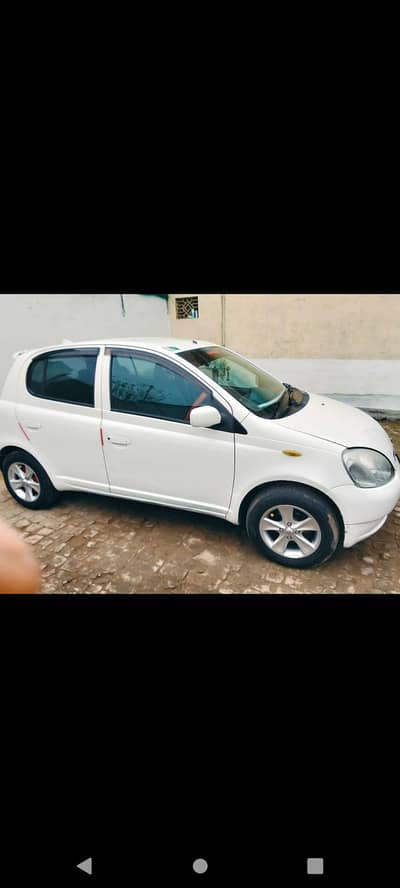 Toyota Vitz 2001