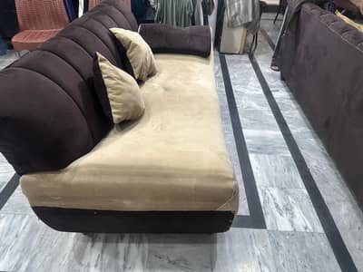 5 setter sofa set used ,good condition
