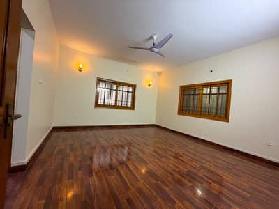 Stunning 500 Yards Bungalow is Available For Rent