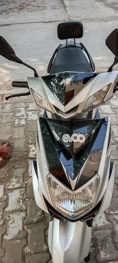 Evoo Gen-X Electric Scooty Model 2026 with 110KM Eco Range