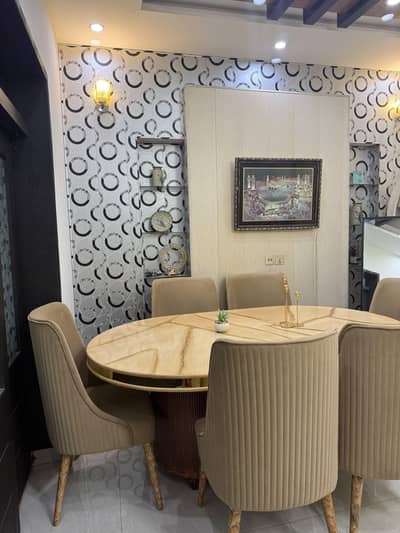 6 seater Dining table set