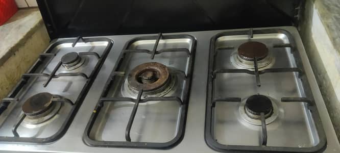 cooking range . best for cooking. baking and griligdus quality 10/10
