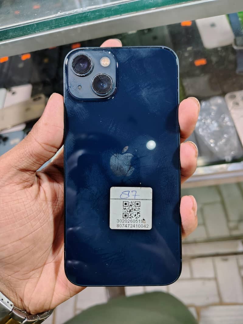 Apple iPhone 13 0