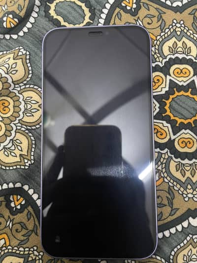 Apple iPhone 12