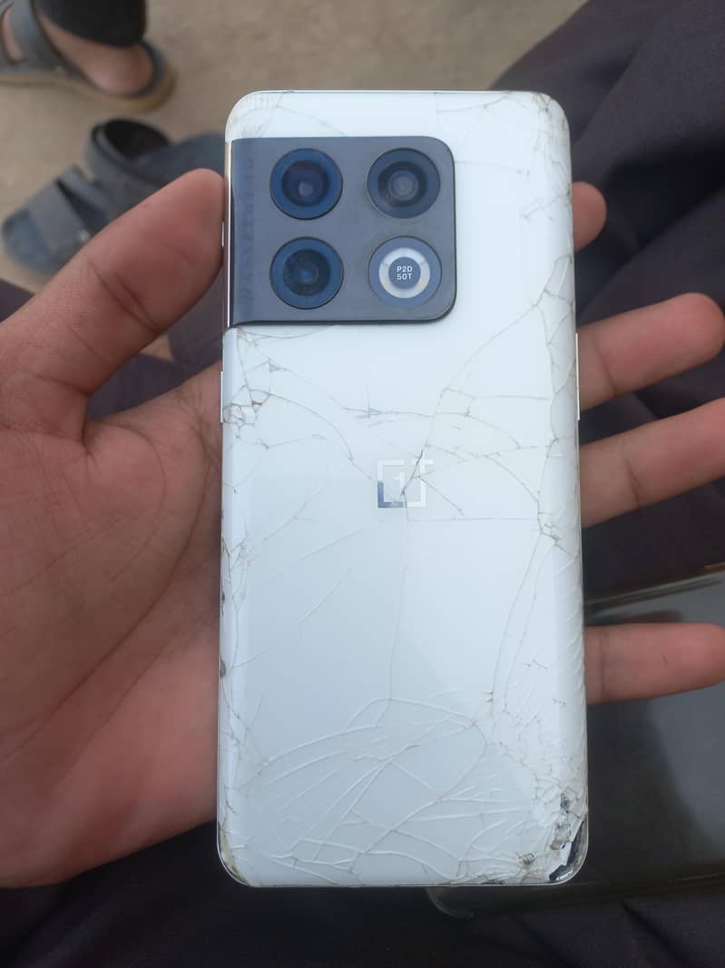 One Plus 10 Pro 0