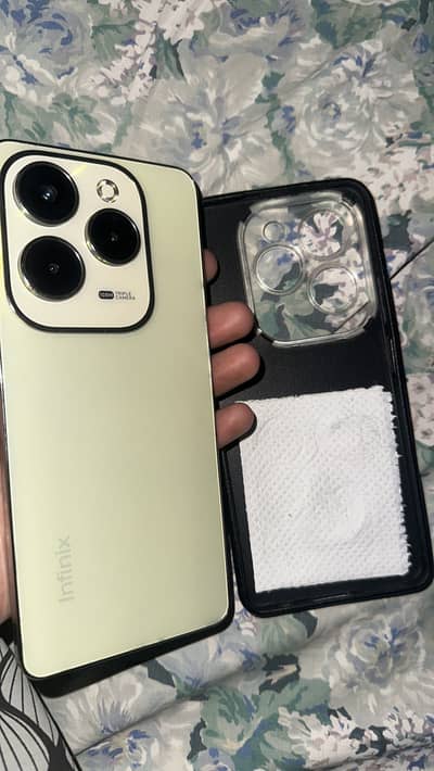 Infinix Hot 40 Pro