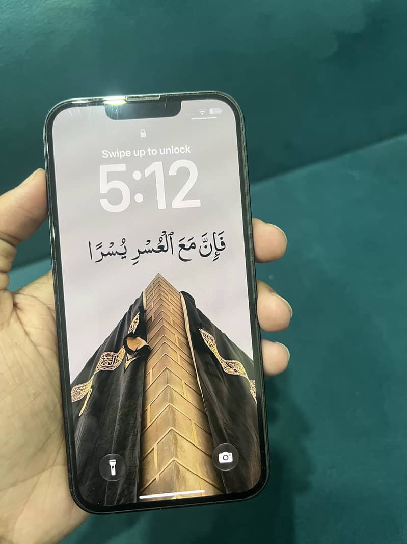 Apple iPhone 13 7