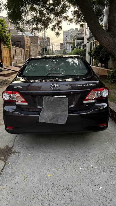 Toyota Corolla Altis 2012