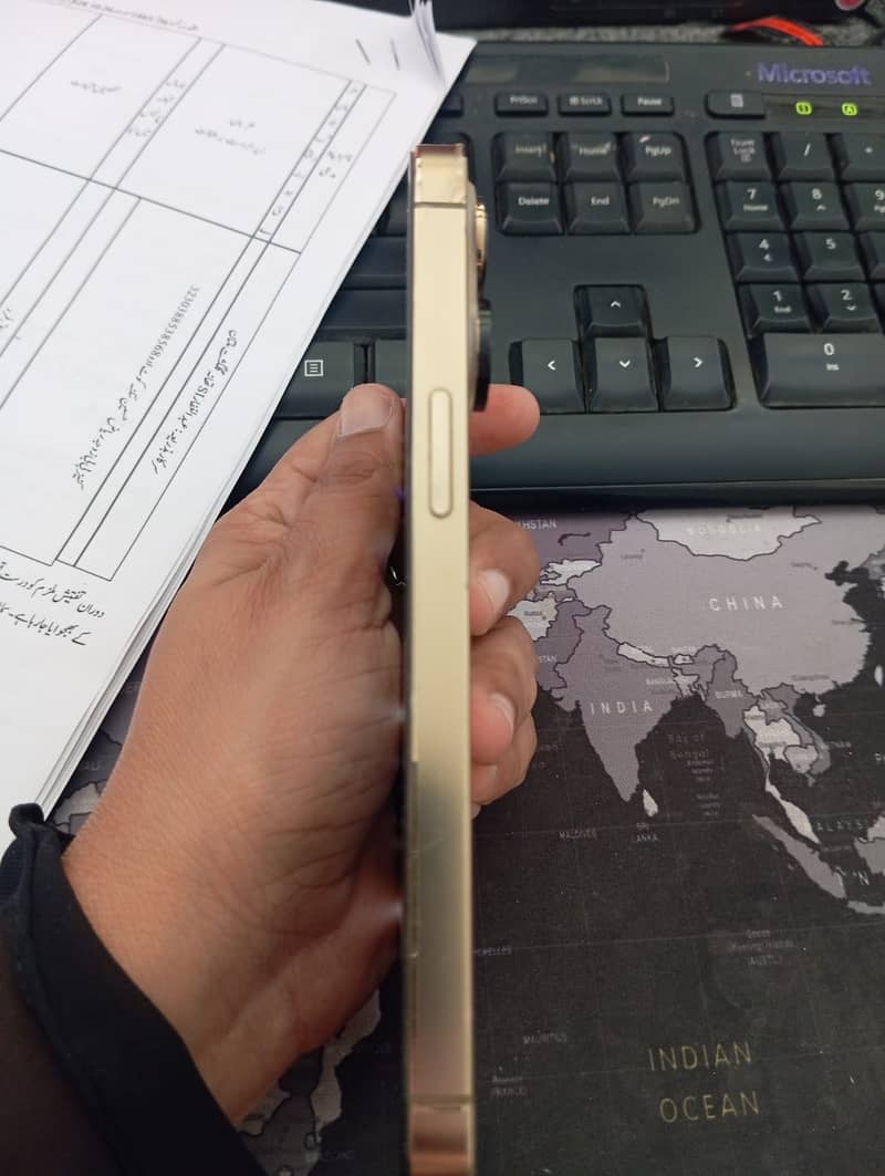 Apple iPhone 13 Pro 0