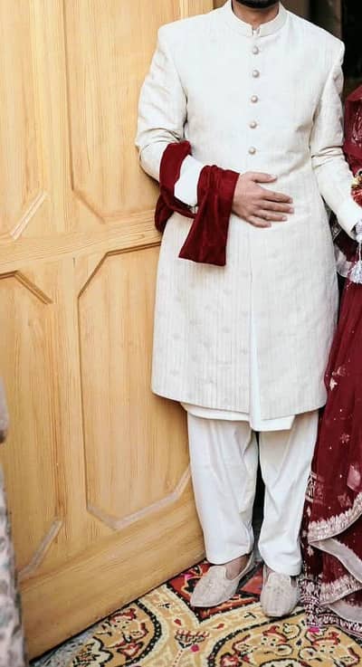 want to sale groom sherwani and khussa