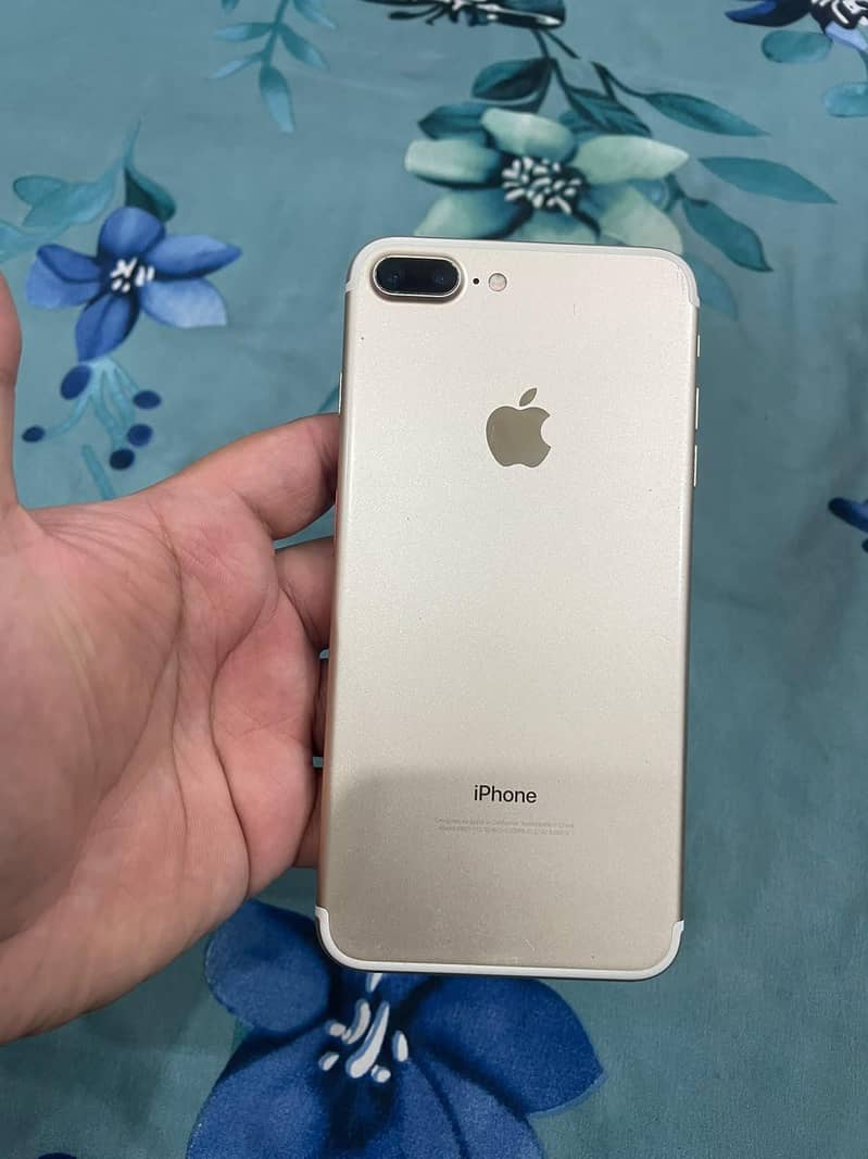 Apple iPhone 7 Plus 0