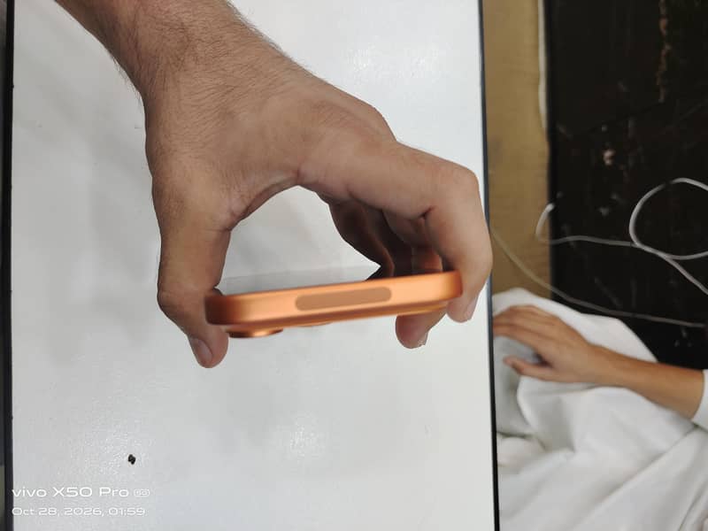 Apple iPhone 17 Pro Max 4