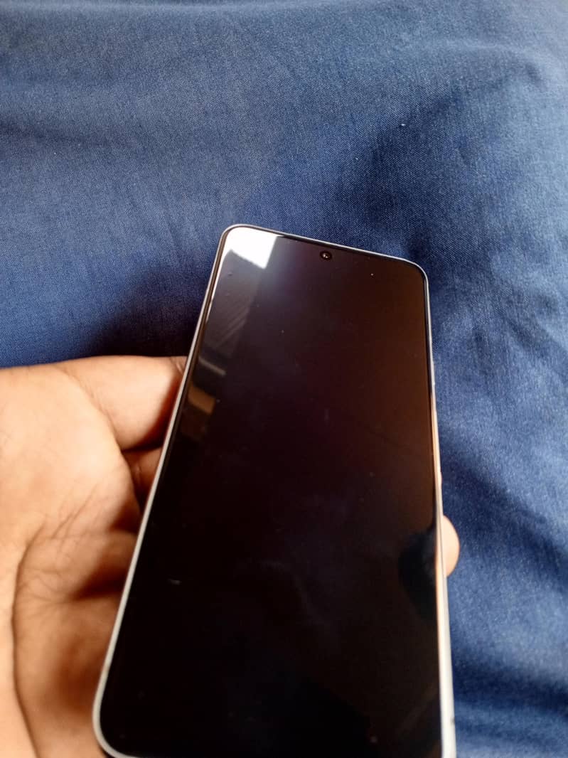 Google Pixel 8 6