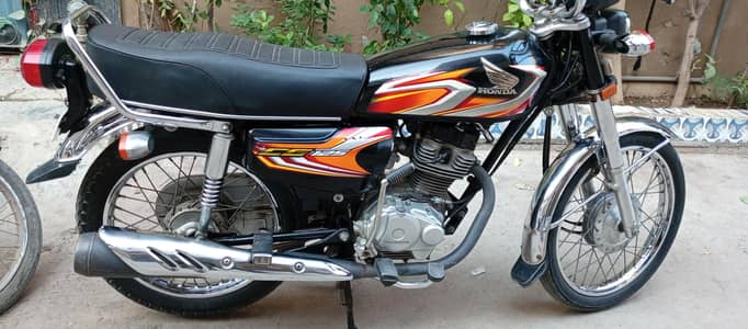Honda 125 model 2022 shandaar condition