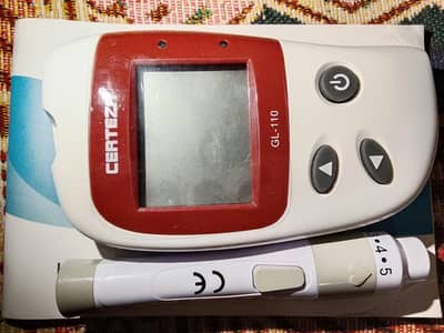 Certeza GL-110 Blood Glucose Monitor – Excellent Condition