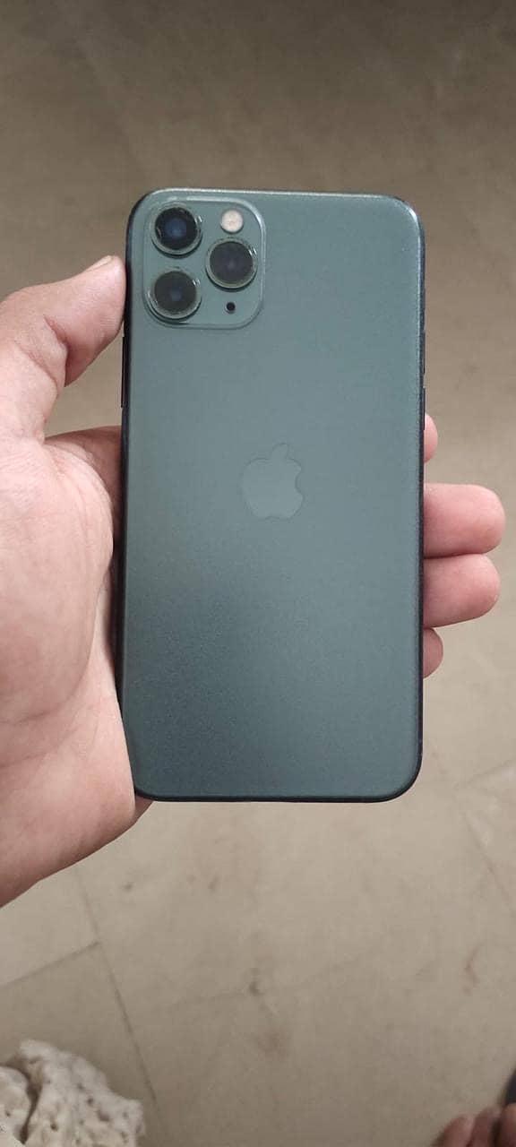 Apple iPhone 11 Pro 3