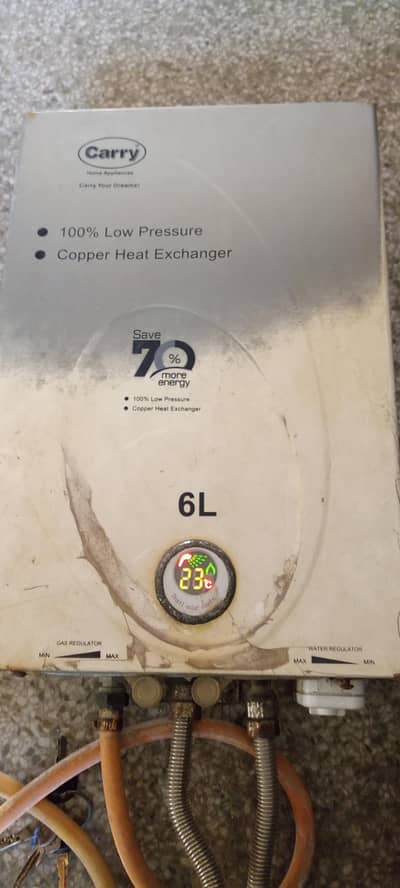 carry gas instant geysers for sell in used condition