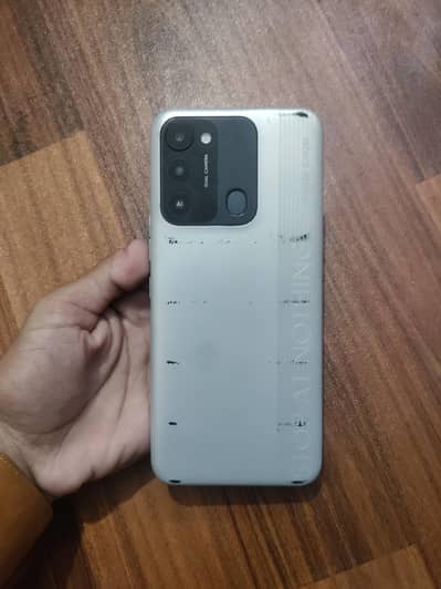 Tecno Spark 8C 4+2GB 128GB