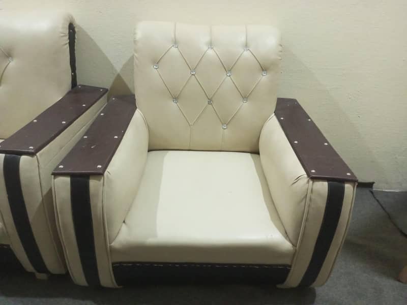 3 Sofa Set 0