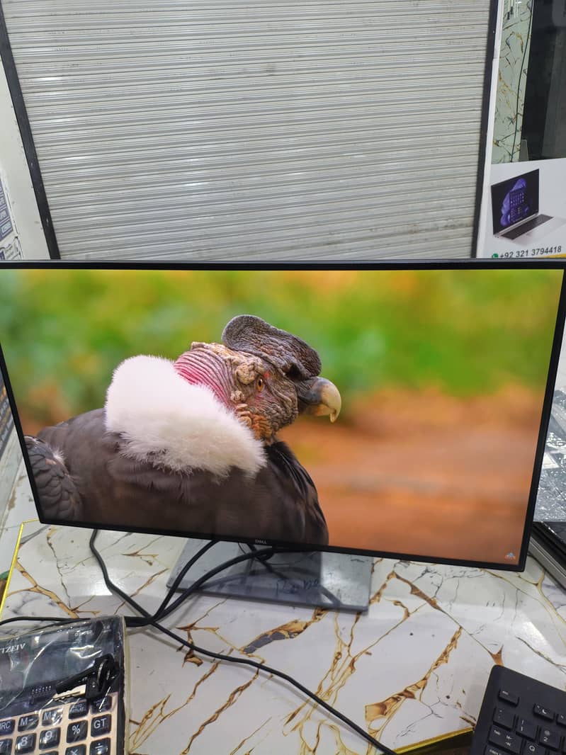 Dell  25inch Bazerless 1
