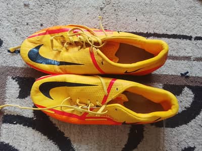 Football Shoes {StudGripper} Available in all Sizes