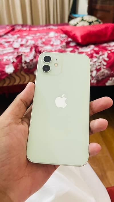 Apple iPhone 12