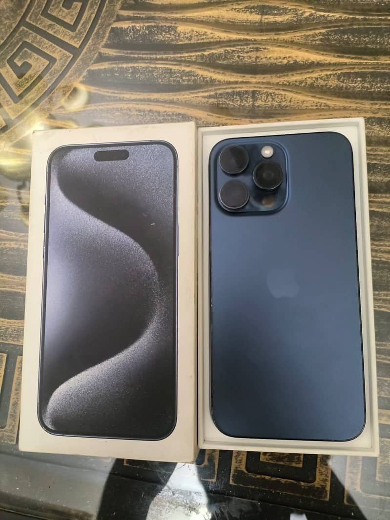 Apple iPhone 15 Pro Max 1