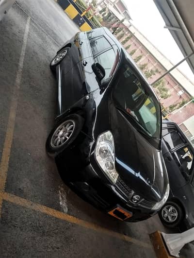 Automatic Nissan Wingroad 2006. Convertible to 7 seater. No Work