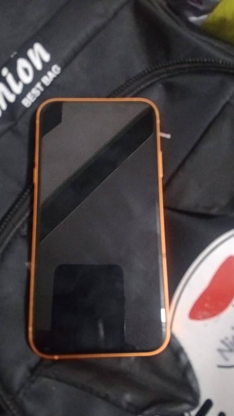 Apple iPhone XR 1