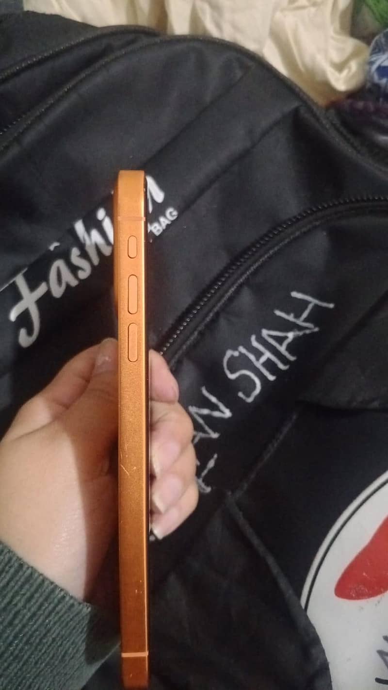 Apple iPhone XR 5