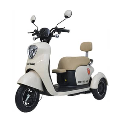 Metro Premium 3 wheel Electric Scooty