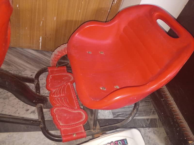 red two seat 1