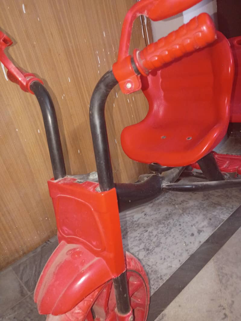 red two seat 3