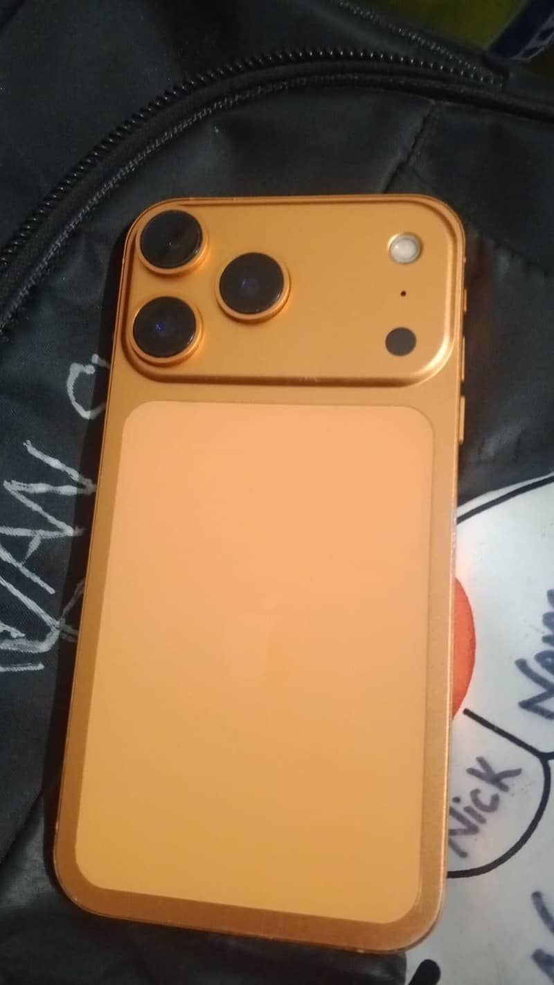 Apple iPhone XR 0