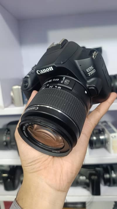 Canon EOS 250D – Excellent DSLR Camera fixed price
