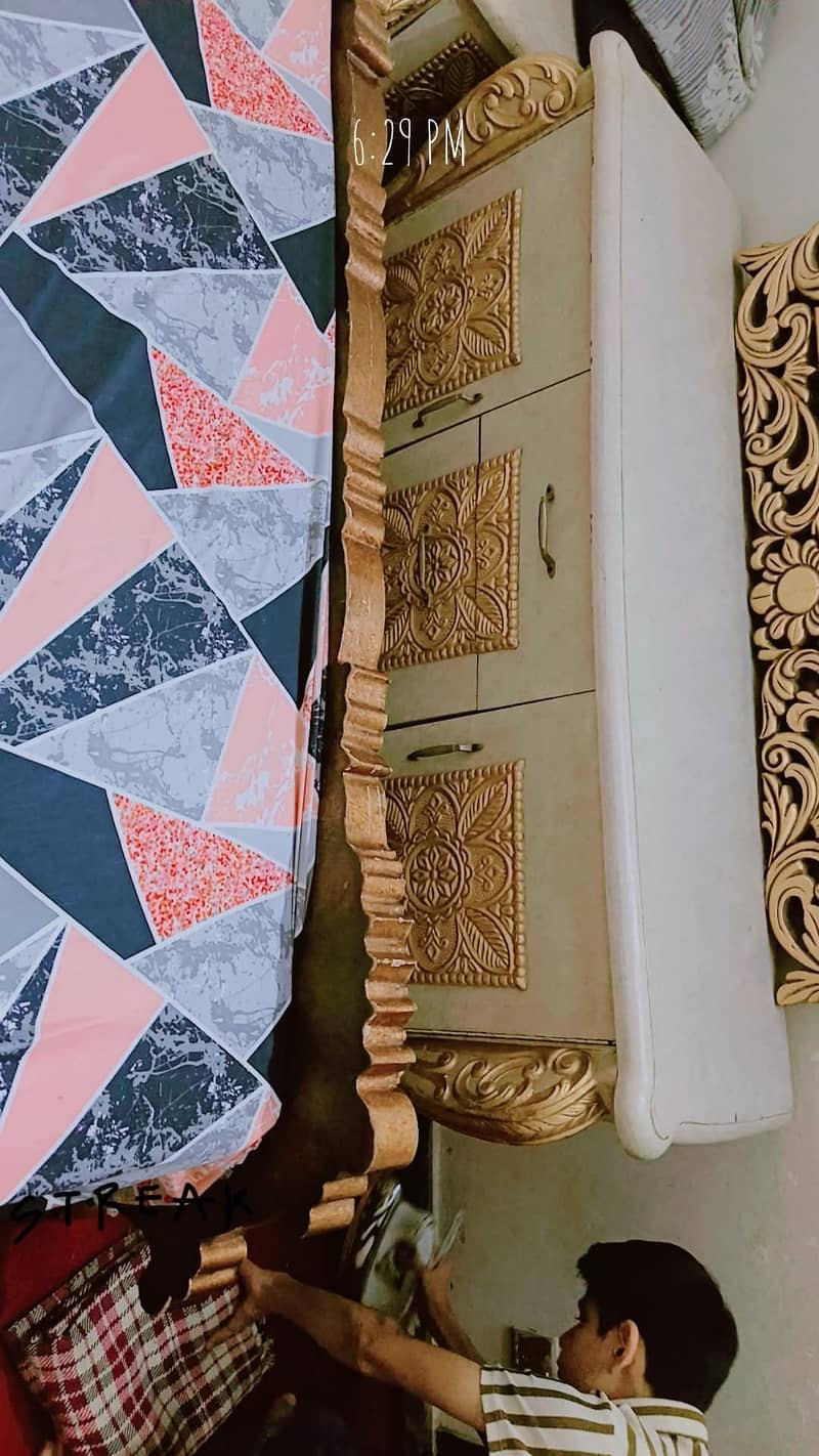 bed dressing 2 side tables 1