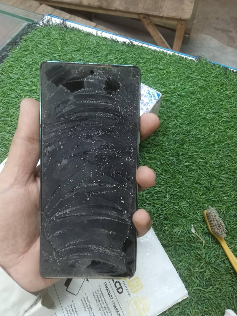 Tecno CAMON 40 1