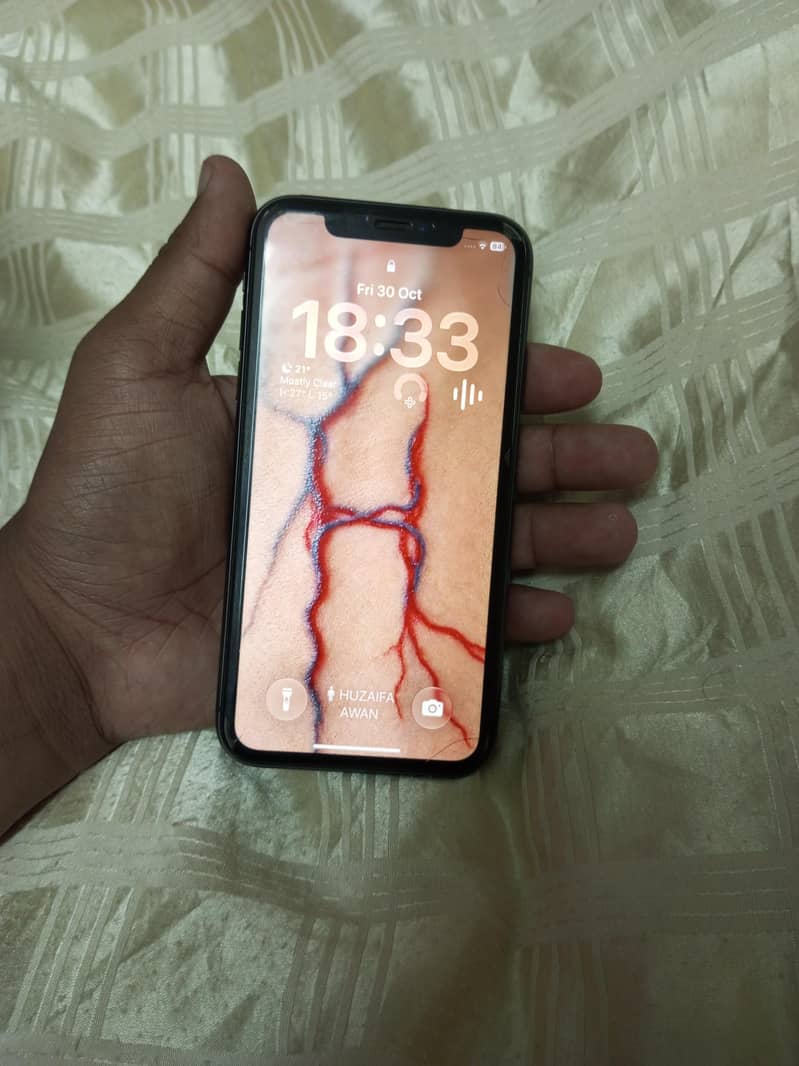 Apple iPhone 11 7