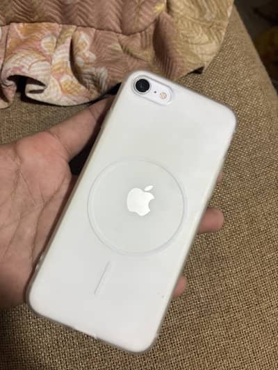 Apple iPhone SE