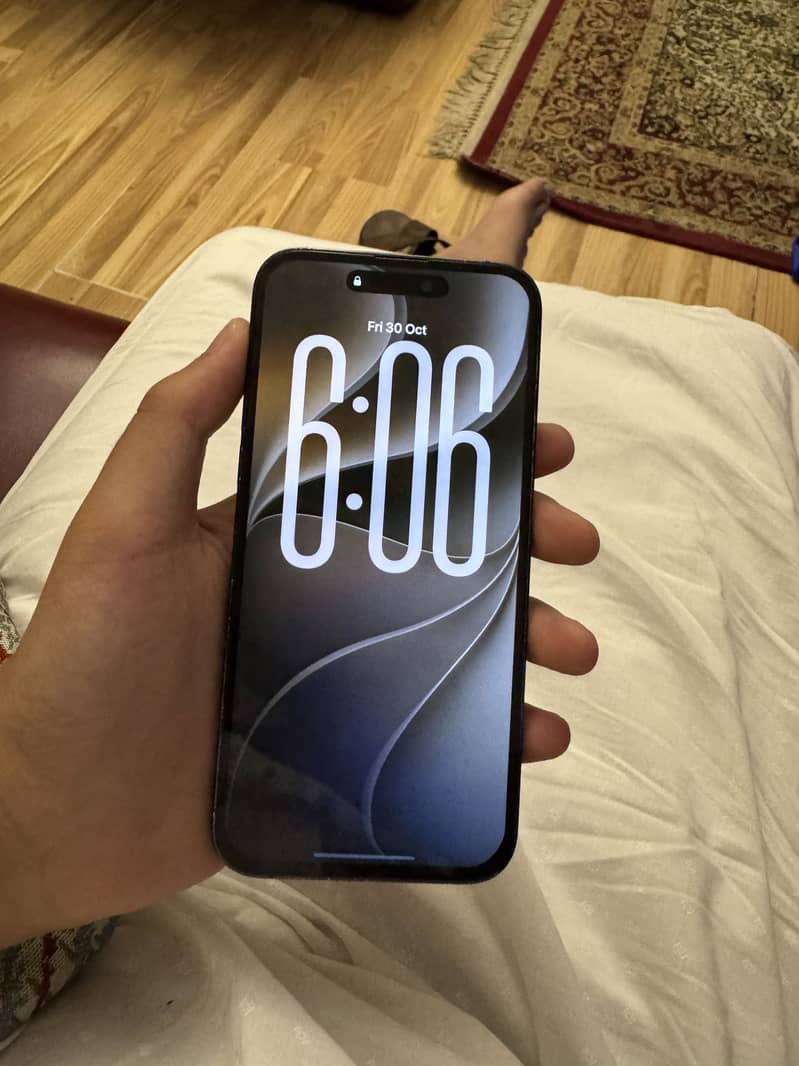 Apple iPhone 14 Pro Max 1