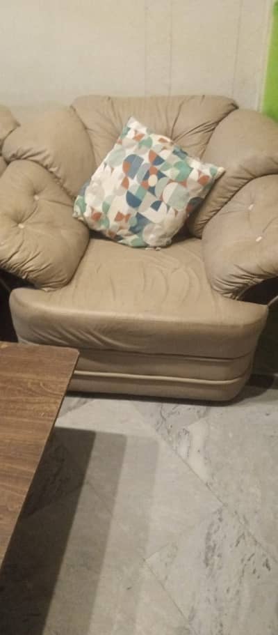 7 Seater Beige Rexine Sofa Set – Good Condition