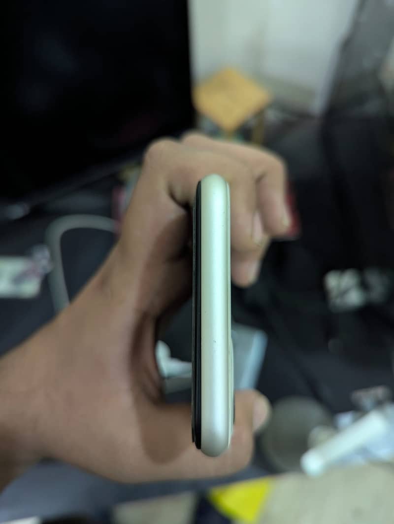 Apple iPhone 11 1