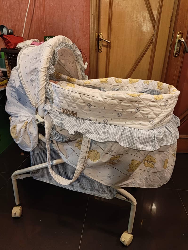 baby cot 0